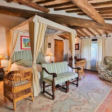 빌라 Enchanting In Pieve Santo Stefano With Private Pool Castelnuovo (Pesaro and Urbino)